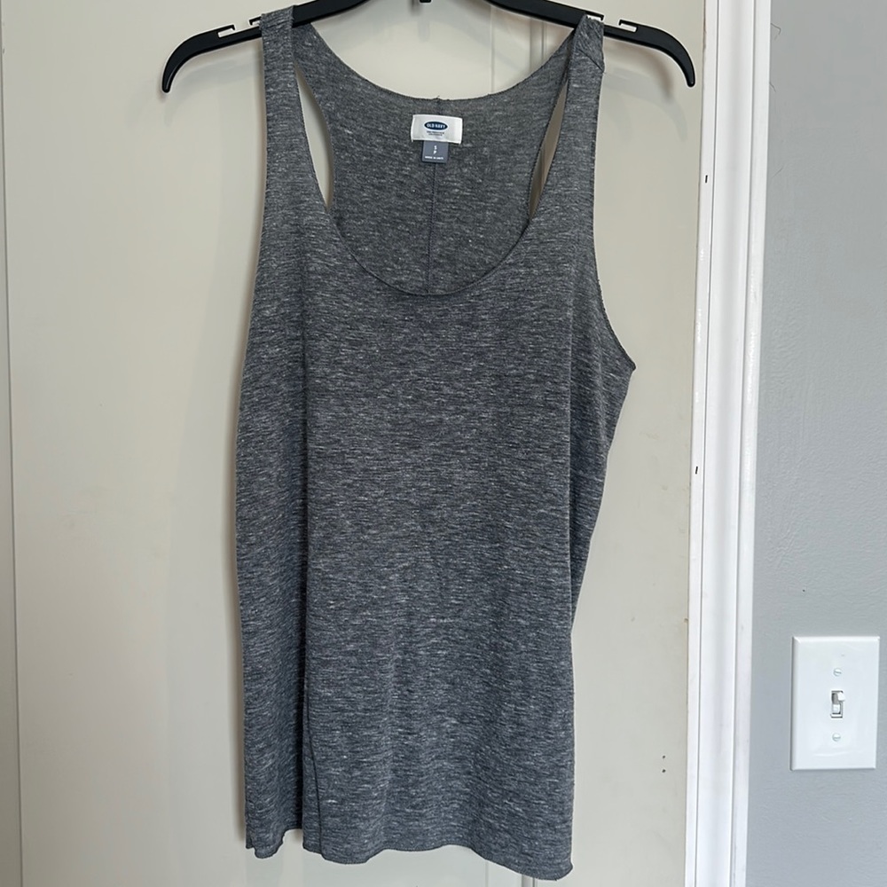 Old Navy Gray Tank Top. Women’s size small
